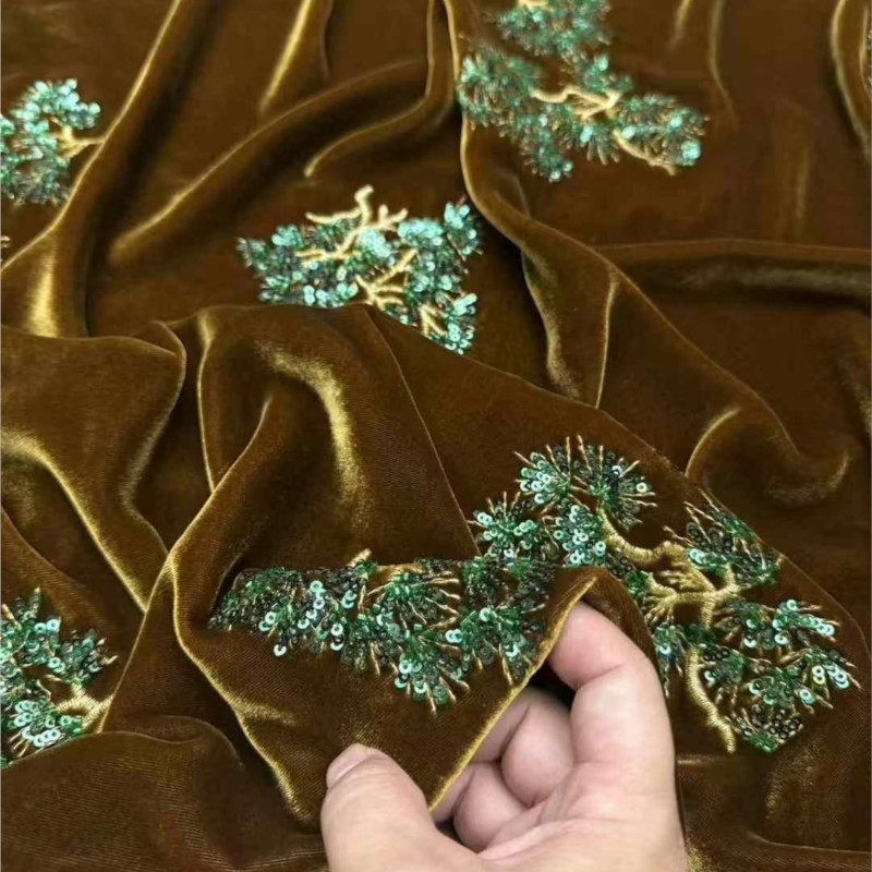 Green silk velvet heavy indust - Bead Mat Velvet recension och pris