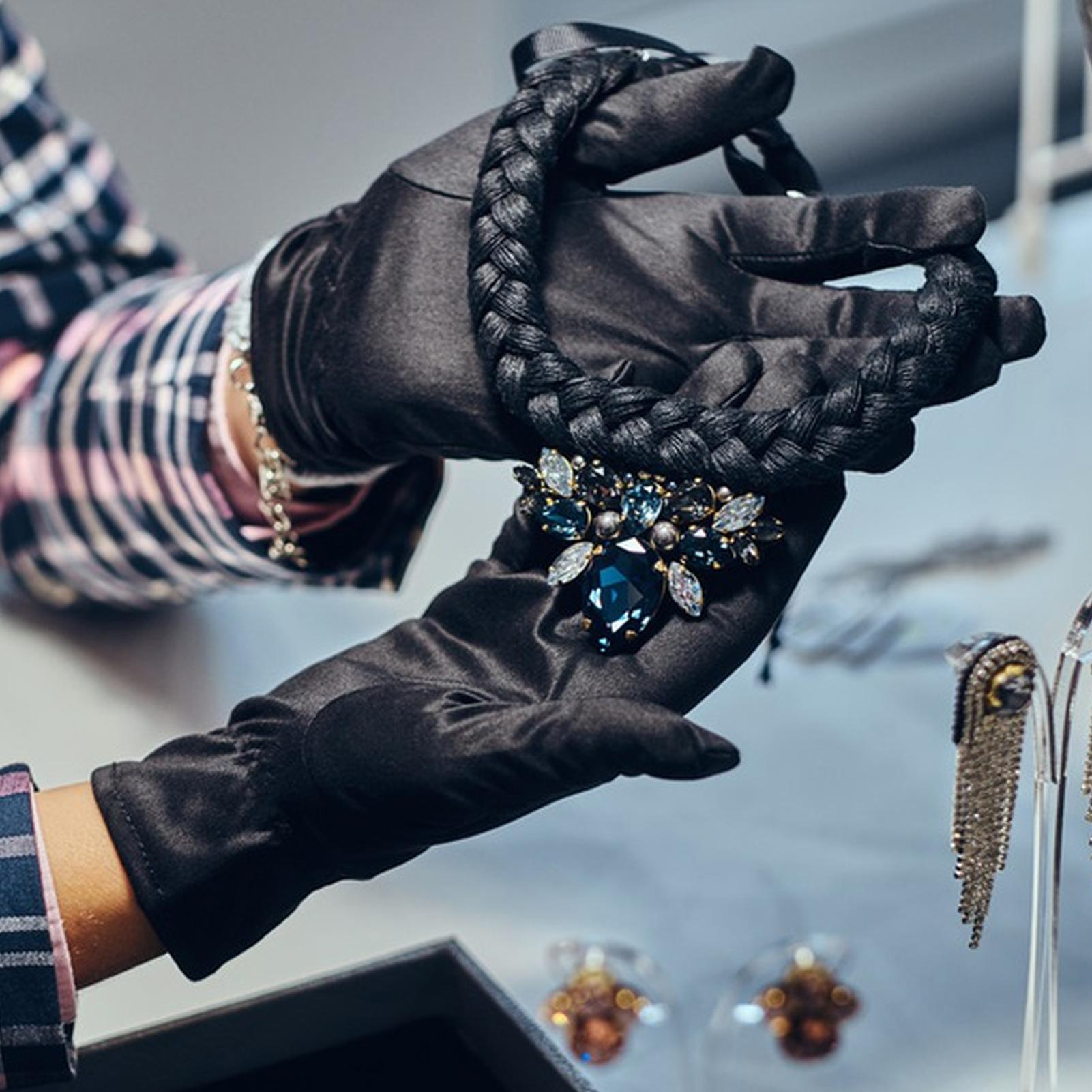 Jewelry gloves black Soft Fash - Jewelry Making Gloves recension och pris